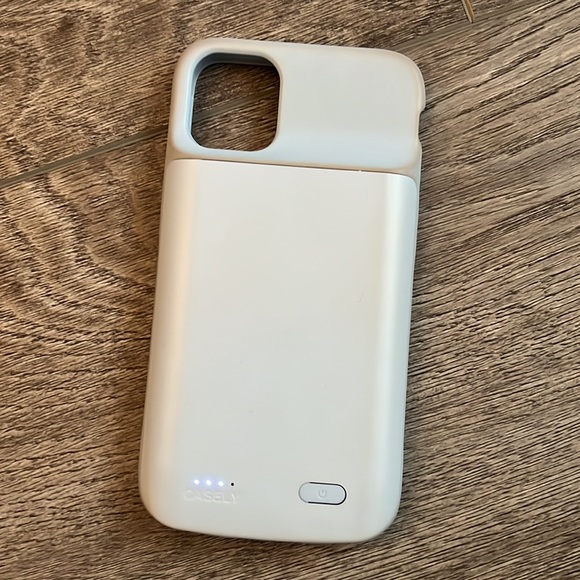 Casely Power 2.0 Battery-powered charging case - Picture 2 of 4